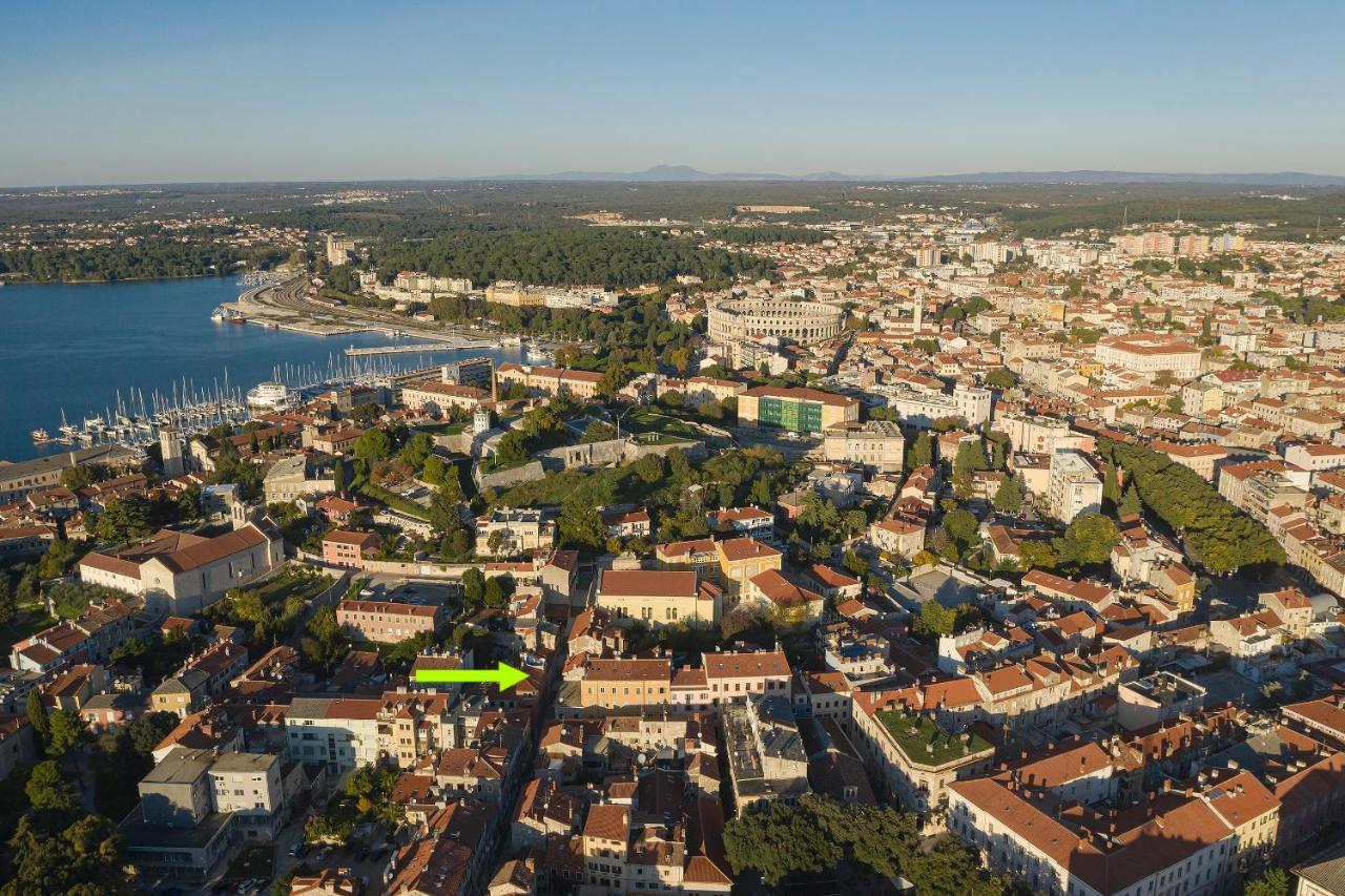 Apartment De 2020 With Free Parking Pula