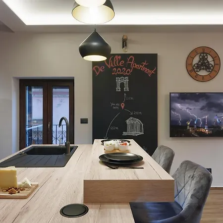 Apartment De Ville 2020 With Free Parking Pula Exterior photo